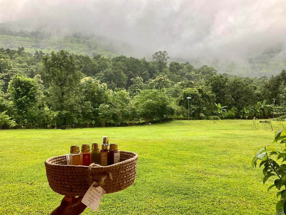 King'S Landing Villa Karjat Exterior photo